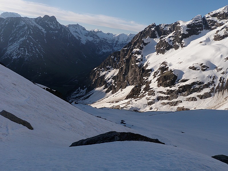 #1 bien ombragée jusqu bien ombragée jusqu'à 8h30 : enneigement vu d'en haut