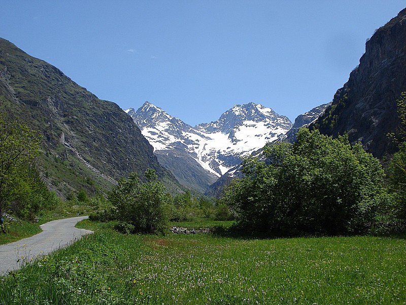 verte vallée : les Aupillous et le Jocelme face à face