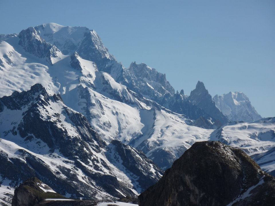 #2 aiguille de la nova 17/5/12 : mont blanc versant italien et la prochaine sortie : aiguille des glaciers aiguille de la nova 17/5/12 : mont blanc versant italien et la prochaine sortie : aiguille des glaciers