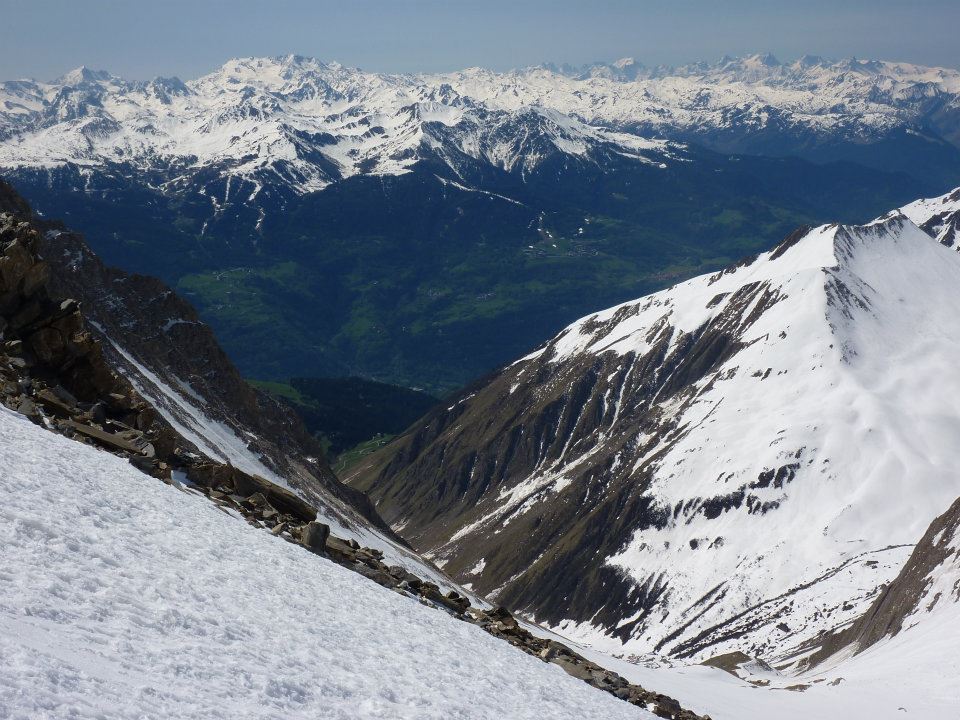 #10 aiguille de la nova 17/5/12 : la tarentaise aiguille de la nova 17/5/12 : la tarentaise
