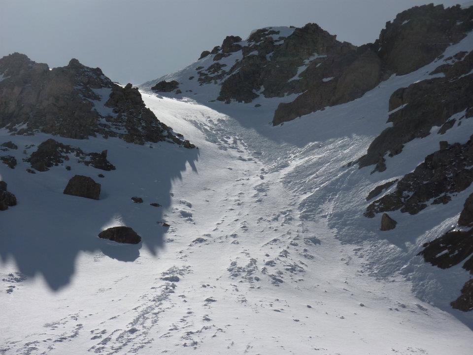 #6 aiguille de la nova 17/5/12 : couloir NW aiguille de la nova 17/5/12 : couloir NW