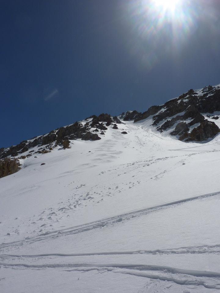 #13 aiguille de la nova 17/5/12 : youpeeeee jusqu aiguille de la nova 17/5/12 : youpeeeee jusqu'en bas