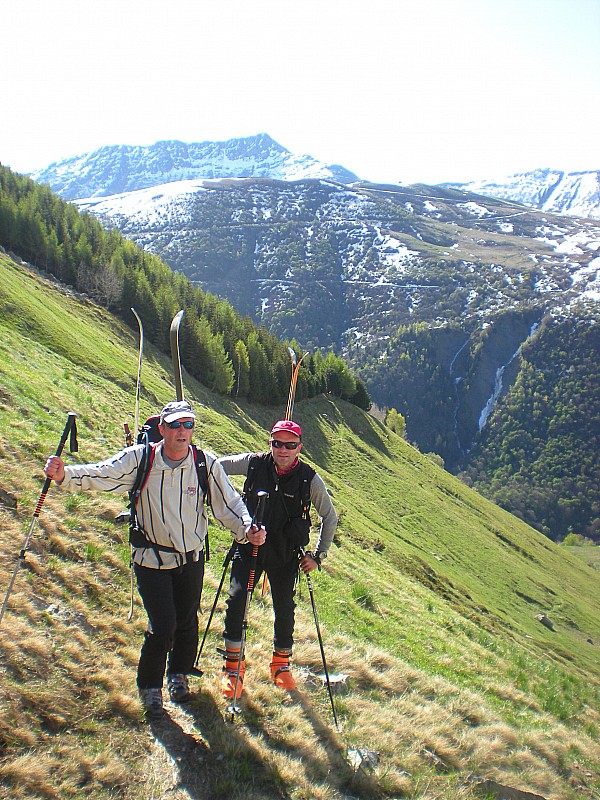 #2 Portage : Gilles et Michel au départ Portage : Gilles et Michel au départ