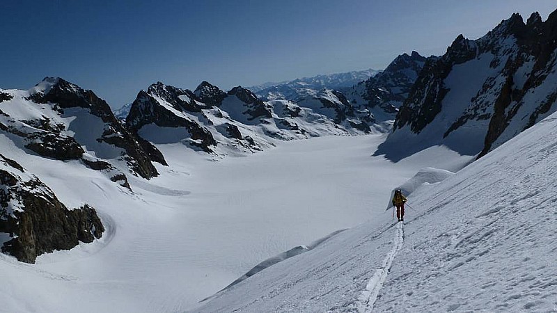 #10 Dôme des Ecrins : Au dessus du Glacier Blanc Dôme des Ecrins : Au dessus du Glacier Blanc