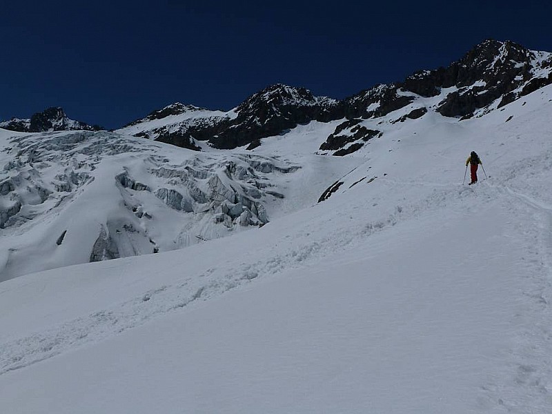 #4 Dôme des Ecrins : Longue approche du refuge des Ecrins Dôme des Ecrins : Longue approche du refuge des Ecrins
