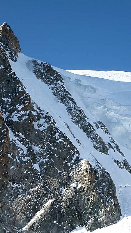 #8 Dôme des Ecrins : Couloir de Barre Noire, du monde dedans ! Dôme des Ecrins : Couloir de Barre Noire, du monde dedans !