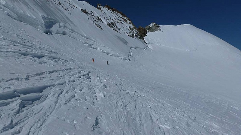 #12 Dôme des Ecrins : On arrive au dôme Dôme des Ecrins : On arrive au dôme