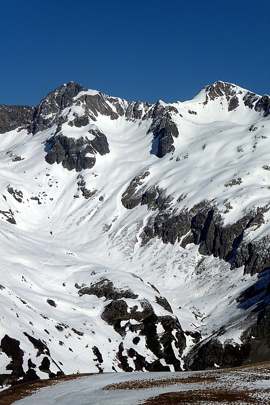 #6 Le Rocher Blanc : L’itinéraire du Rocher Blanc. Sortie effectué lundi dernier pour notre part. Aujourd Le Rocher Blanc : L’itinéraire du Rocher Blanc. Sortie effectué lundi dernier pour notre part. Aujourd'hui fine couche de poudreuse mais autoroute...