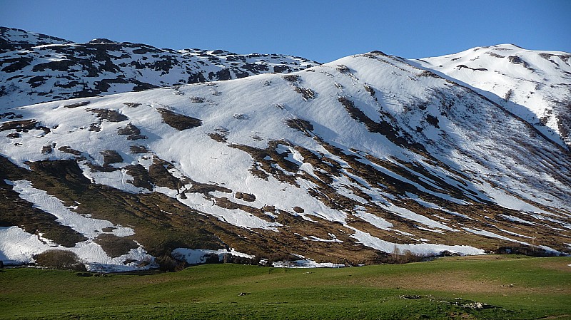 #1 Départ : Le départ de la combe, l Départ : Le départ de la combe, l'enneigement est très correct.