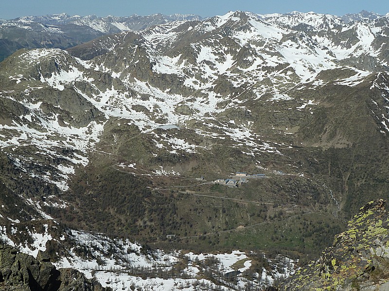 #4 Testa Gias dei Laghi : Sanctuaire de Sant Testa Gias dei Laghi : Sanctuaire de Sant'Anna, Autaret... du sommet