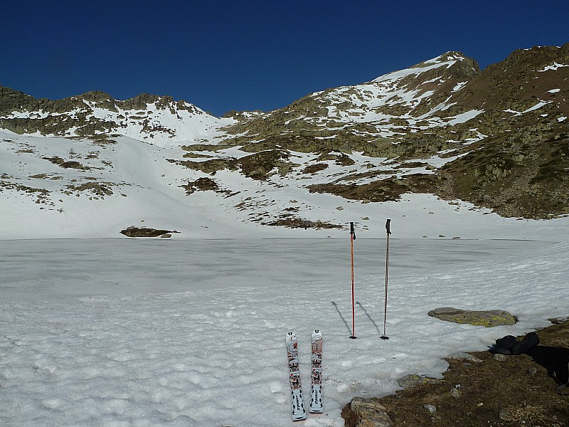 #2 Testa Gias dei Laghi : Depuis le lagho superiore del aver, le sommet s Testa Gias dei Laghi : Depuis le lagho superiore del aver, le sommet s'atteint à ski en passant par le colle Aver en face