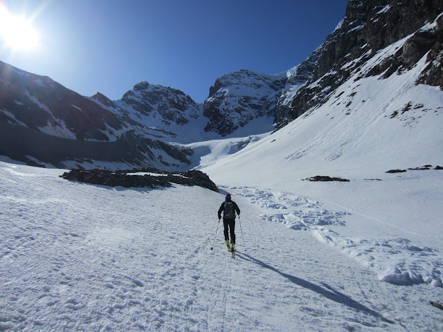#2 Couloir du Greffier : Le premier objectif de la journée. Benoit s Couloir du Greffier : Le premier objectif de la journée. Benoit s'y dirige tout droit