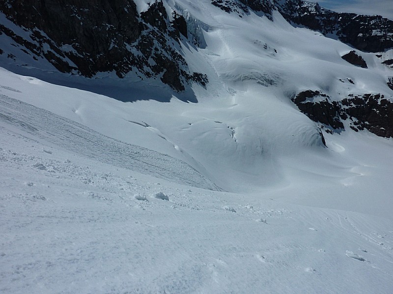 #9 Descente : A l Descente : A l'extrémité des barres.