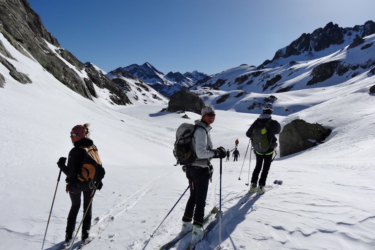 #9 Arrivée au lac de Bella Comba : Et son ilot surprenant. Arrivée au lac de Bella Comba : Et son ilot surprenant.