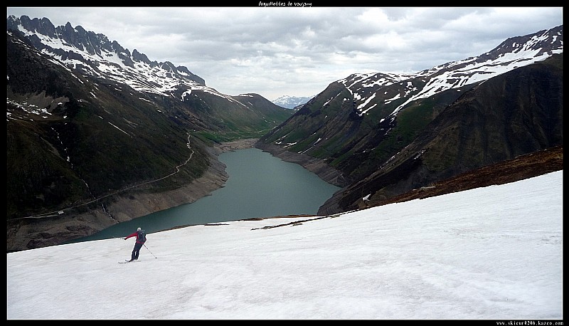 #8 Descente face au Lac de Grand Maison Descente face au Lac de Grand Maison