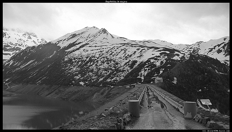 #1 Au départ : Depuis la voiture au Barrage de Grand Maison, vue sur le départ de l Au départ : Depuis la voiture au Barrage de Grand Maison, vue sur le départ de l'itinéraire.