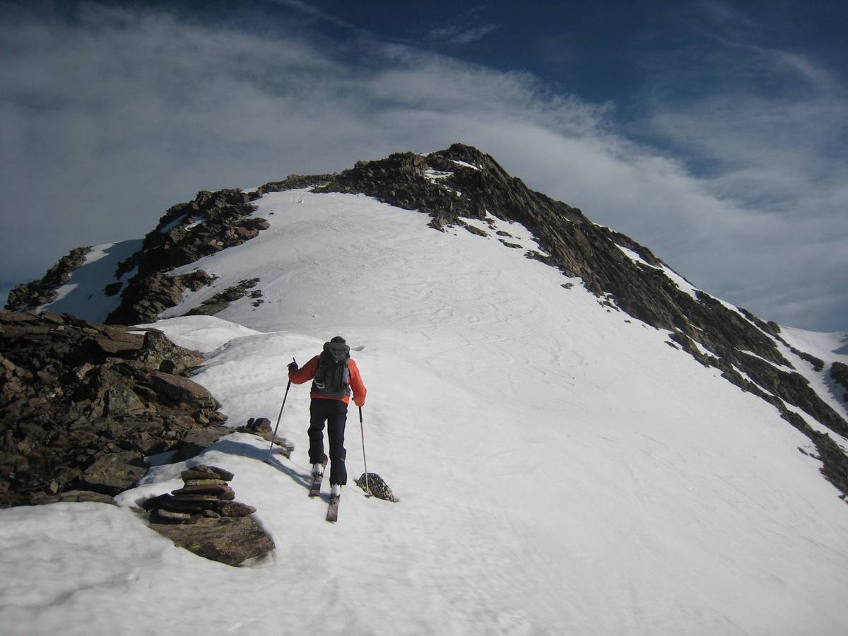 #4 Sommet : les derniers metres sous le sommet Sommet : les derniers metres sous le sommet