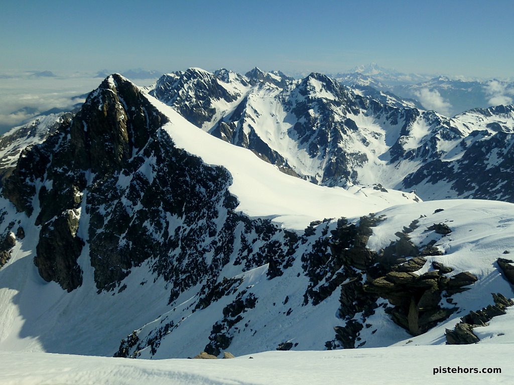 #2 Rocher Badon : Le Rocher Badon et ses corniches Rocher Badon : Le Rocher Badon et ses corniches