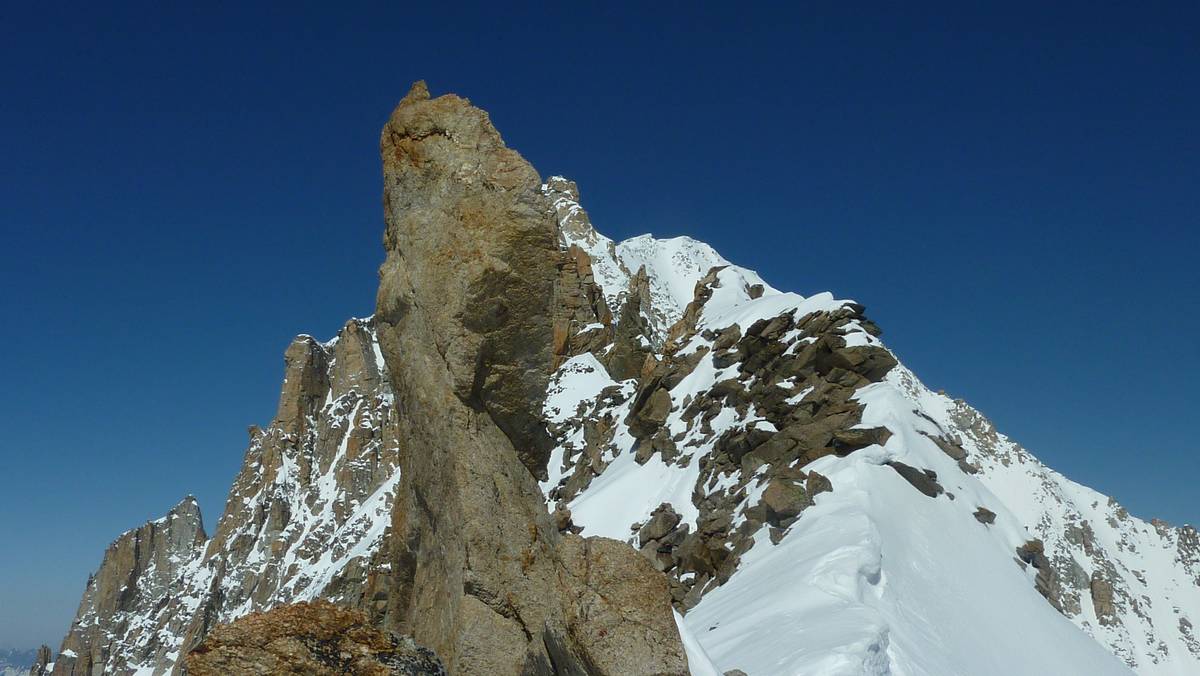 Aiguille d'Argentière : le sommet est à droite du gendarme