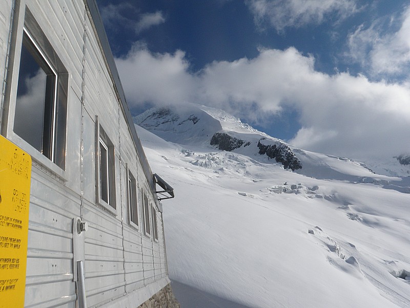 #12 Vue du refuge Grands Mulets : Bon enneigement Vue du refuge Grands Mulets : Bon enneigement