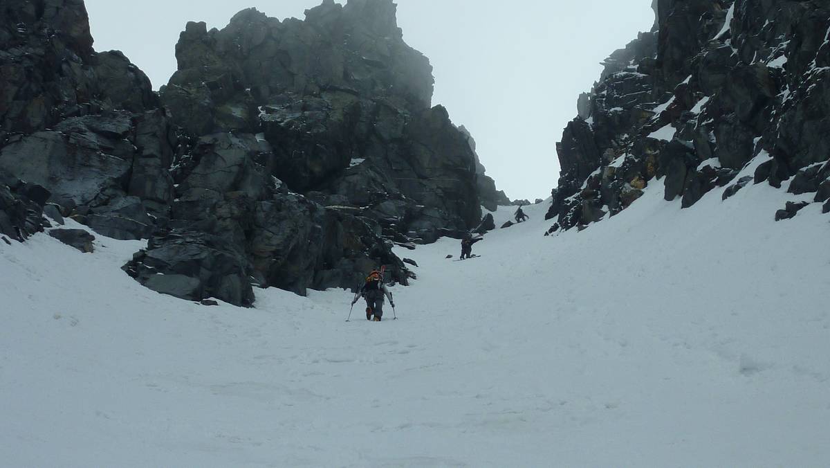 #9 fin du couloir en RG : Pris par le petit poucet qui n fin du couloir en RG : Pris par le petit poucet qui n'a pas pu aller en haut... comme nous;-)
