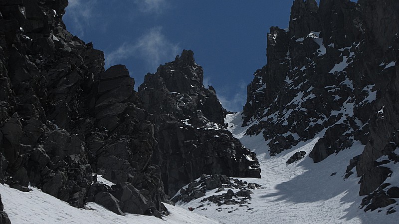 #15 couloir : le couloir RG au soleil couloir : le couloir RG au soleil