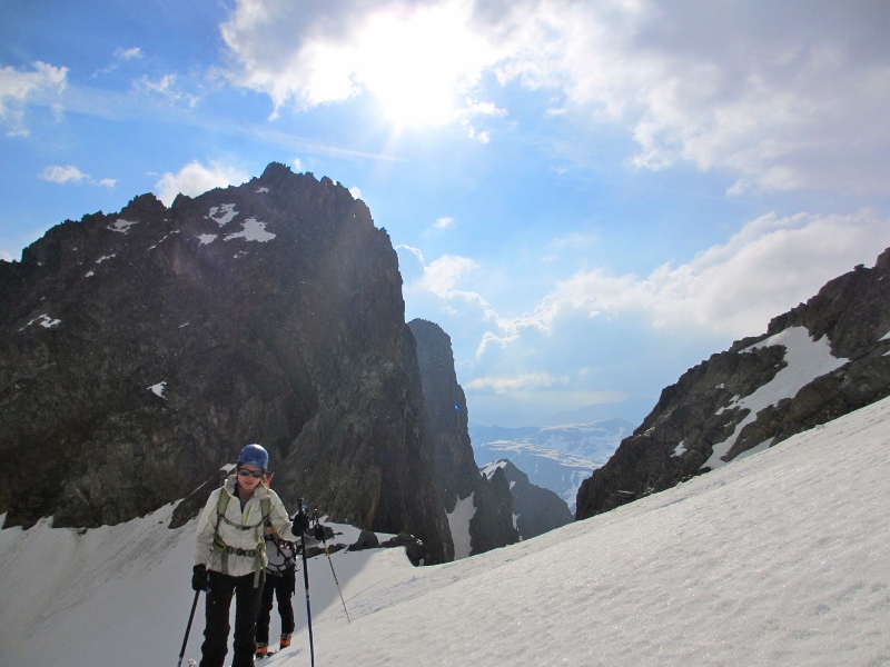 #5 Sous le soleil. : En route pour le couloir Nord-Est de l Sous le soleil. : En route pour le couloir Nord-Est de l'Aiguille d'Olle.
