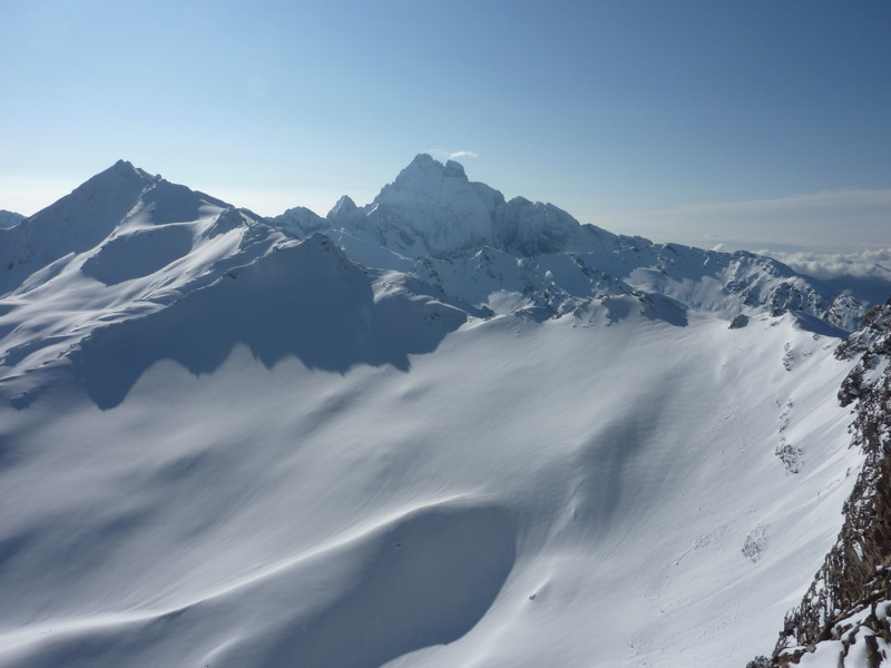 #10 Depuis le sommet : Au loin, Le Viso Depuis le sommet : Au loin, Le Viso