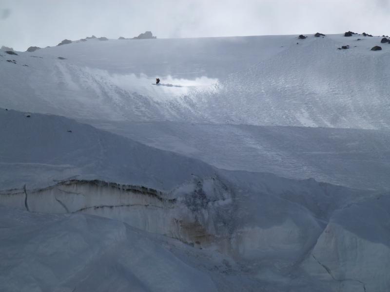 #24 Tête Carré : Jean-luc dans la face, en neige bien dure Tête Carré : Jean-luc dans la face, en neige bien dure