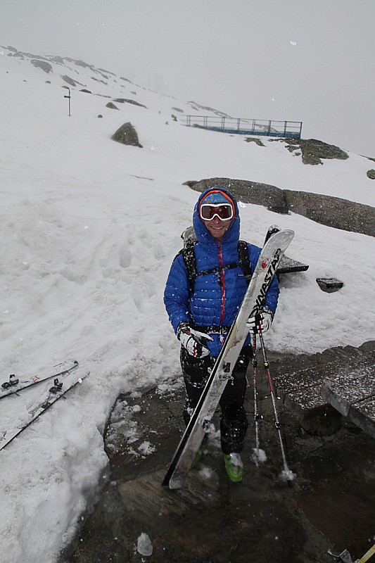 #9 Julien : malgré le beau temps annoncé, c Julien : malgré le beau temps annoncé, c'est la tempête de neige