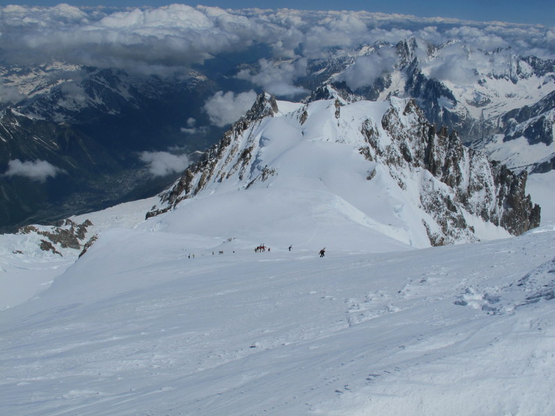 #24 Mont Blanc : Le reste de la troupe arrive, lentement mais surement Mont Blanc : Le reste de la troupe arrive, lentement mais surement