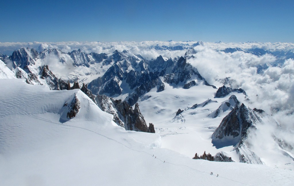 Le col de la Brenva