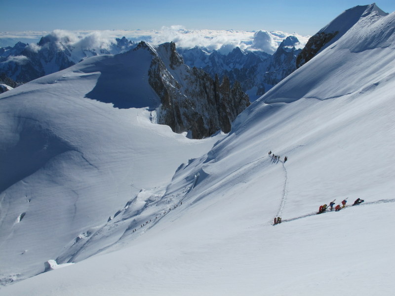 Montée au Maudit : Ca zizag dans 30 cm de fraîche