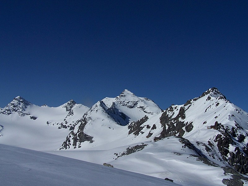 Mont de Gébroulaz : Pointes Renod, Aiguille et Pointe du Bouchet, Pointe de Thorens, vues depuis le glacier de Chavière.