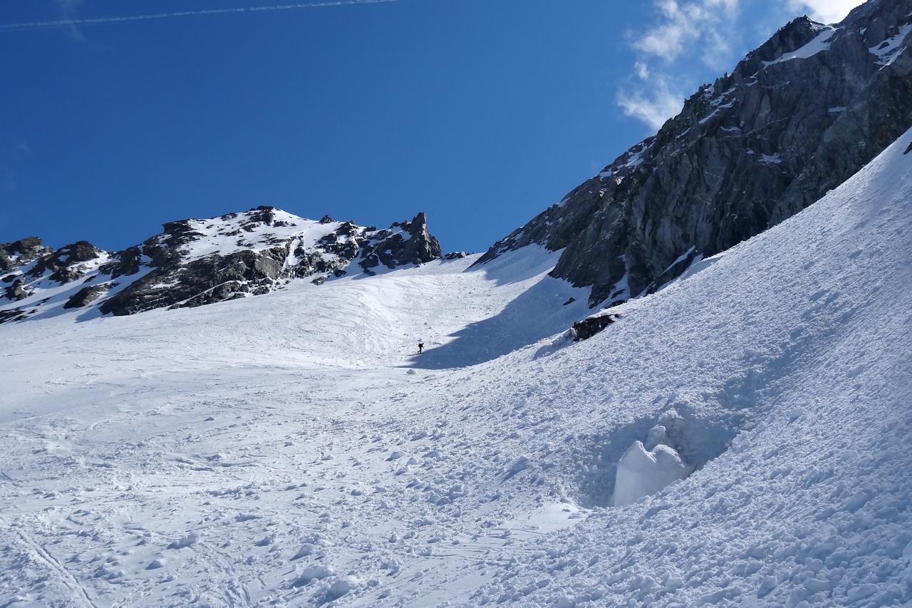#6 Vers 3350 m : Pour le final, poudre tassée dure et nombreuses boules. Vers 3350 m : Pour le final, poudre tassée dure et nombreuses boules.