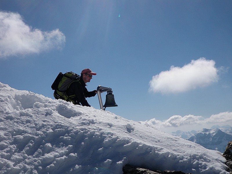 #42 4h 45 après notre départ : et pendant qu 4h 45 après notre départ : et pendant qu'elle résonne