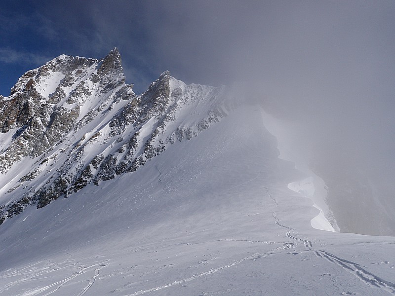 #9 arêt est : avis aux amateurs arêt est : avis aux amateurs