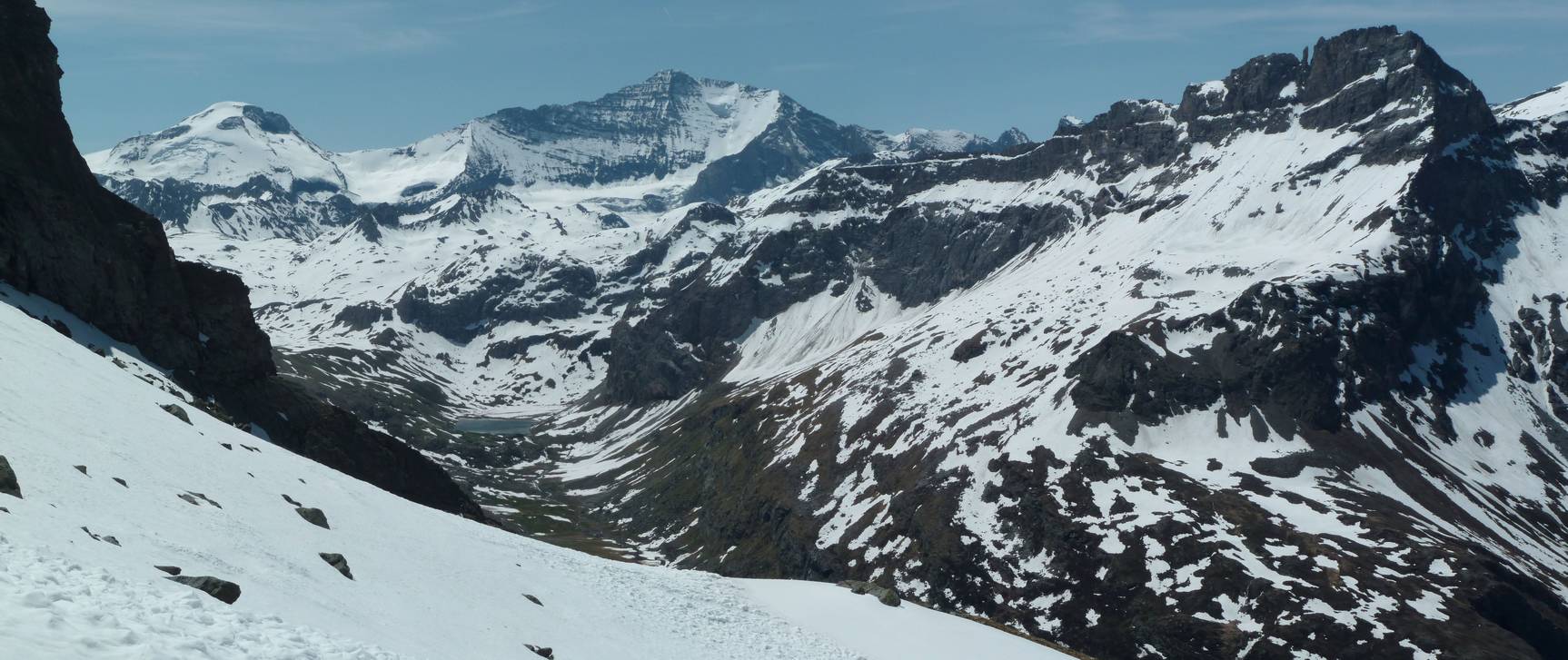 #12 Vue "Grand Large" : Grande Motte, Grande Casse, Aliet, Lac de la Plagne...
Pour supprimer le léger flou à l Vue "Grand Large" : Grande Motte, Grande Casse, Aliet, Lac de la Plagne...
Pour supprimer le léger flou à l'affichage, cliquer sur "...afficher taille réelle")