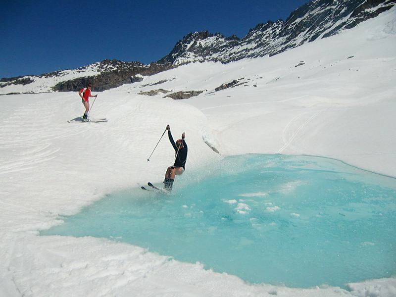 #16 Defi Foly : Première traversée intégrale du lac à ski. Defi Foly : Première traversée intégrale du lac à ski.