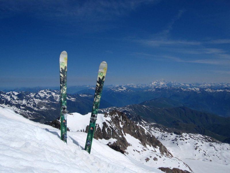 #4 Ski porn. Ski porn.