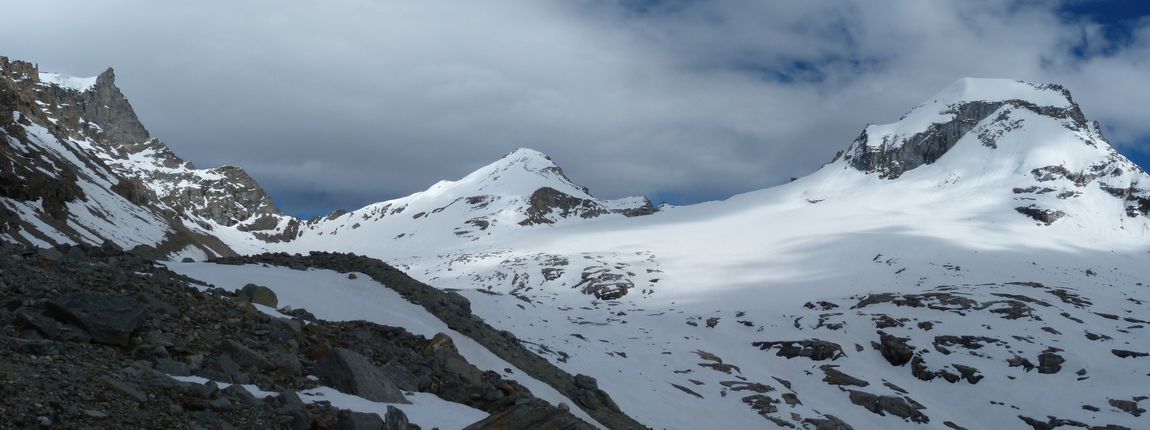 #12 Glacier de Moncorvé : Dominé par le Bec de Moncorvé, la Trésenta et le Ciarforon Glacier de Moncorvé : Dominé par le Bec de Moncorvé, la Trésenta et le Ciarforon