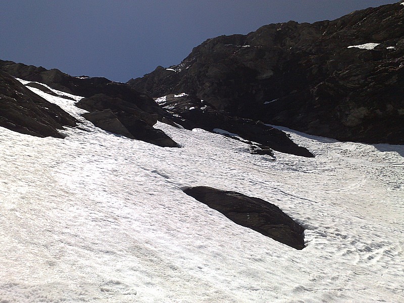 #9 Combe : Combe de descente bien centrale, loin de Charboillon (sec), plutot entre Chatel et Fontanette, y a plus que là qu Combe : Combe de descente bien centrale, loin de Charboillon (sec), plutot entre Chatel et Fontanette, y a plus que là qu'il reste assez de neige