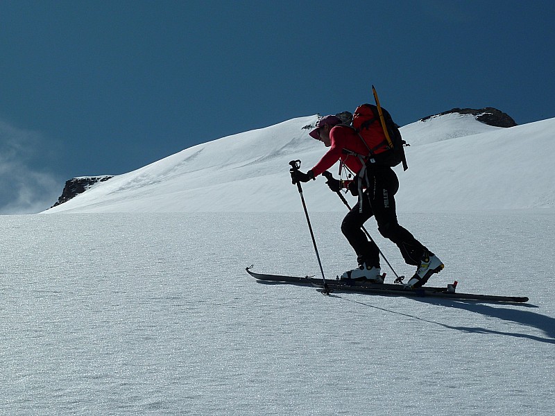 #12 Lio sur le glacier : Sommet en vue Lio sur le glacier : Sommet en vue