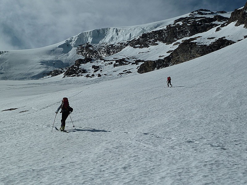 #10 Itinéraire inférieur : avant d Itinéraire inférieur : avant d'atteindre le passage vers le glacier
