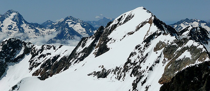 #13 Pic Bayle : Du monde au sommet juste avant midi Pic Bayle : Du monde au sommet juste avant midi