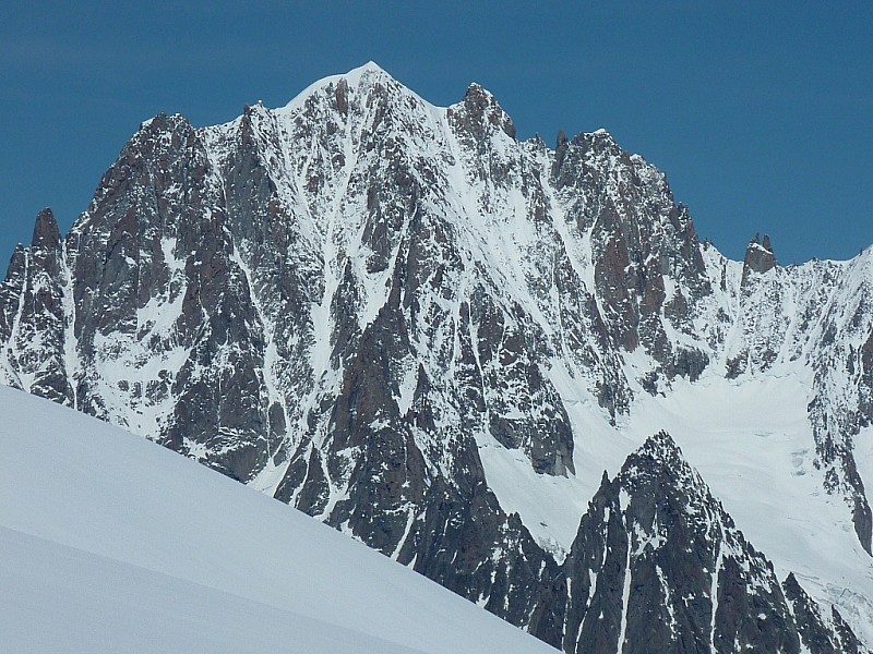 #11 Aig. Verte : Zoom sur le Whymper et le couloir en Y. Aig. Verte : Zoom sur le Whymper et le couloir en Y.