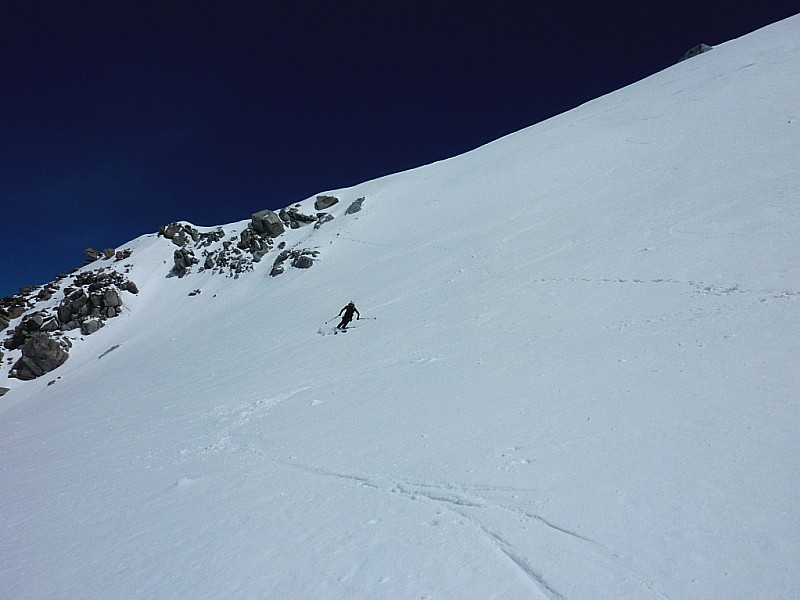 #9 Face NW : Alternance dure et poudre tassée. Face NW : Alternance dure et poudre tassée.