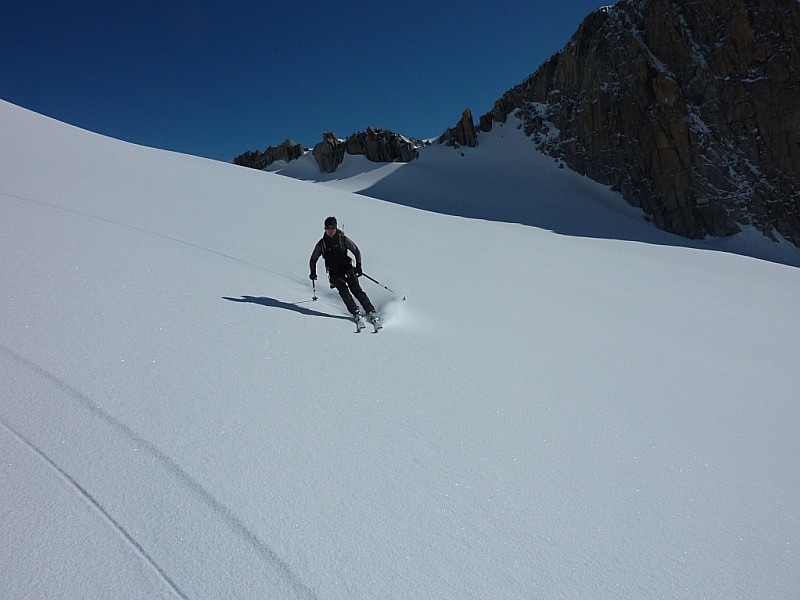 #1 Haut de la vallée blanche : Petite couche superficielle agréable à skier. Haut de la vallée blanche : Petite couche superficielle agréable à skier.