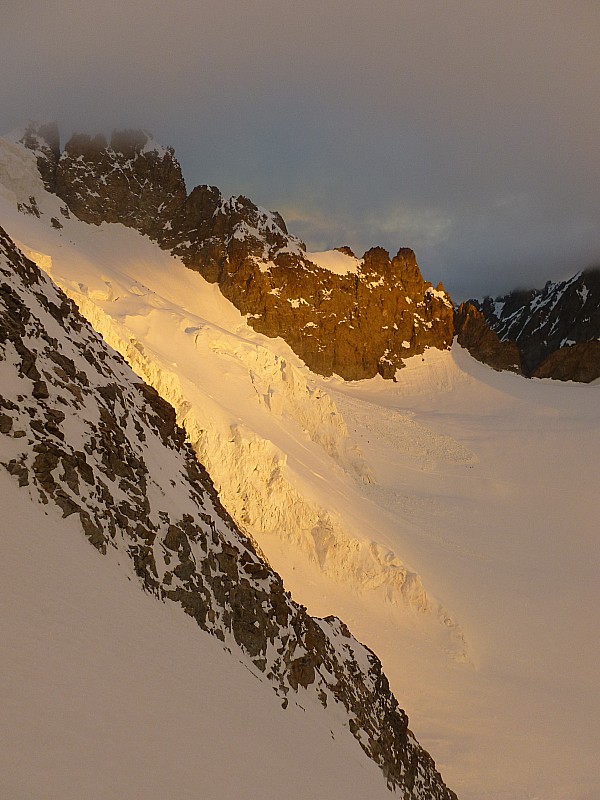 #9 Dôme : Le soleil se lève, on y croit ! Dôme : Le soleil se lève, on y croit !