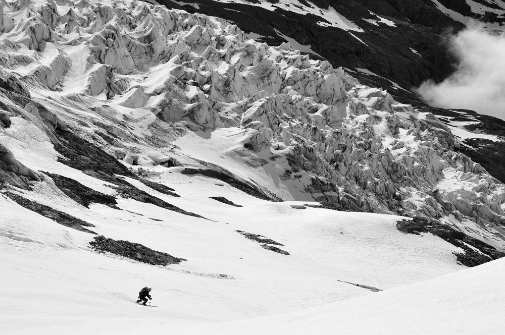 #21 Glacier blanc : Ca passe bien en rive droite Glacier blanc : Ca passe bien en rive droite
